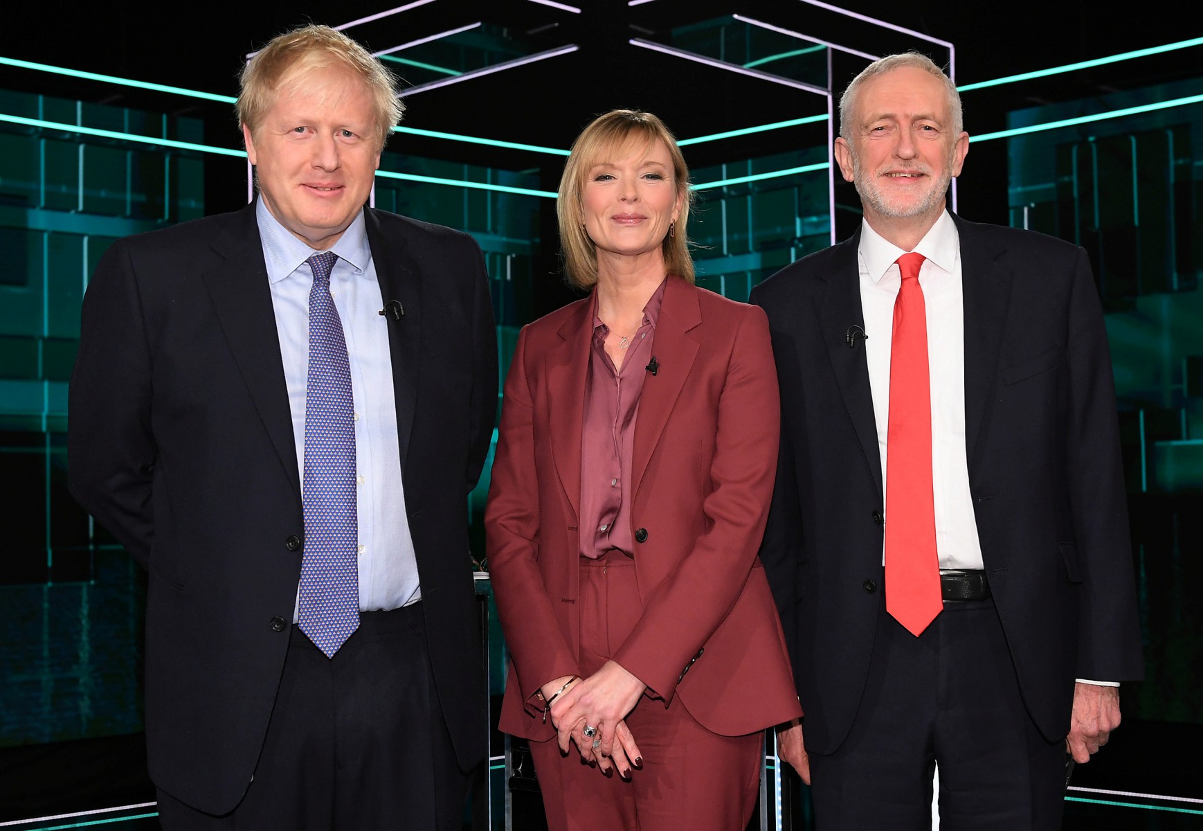 The leaders posed with ITV host Julie Etchingham before the big clash