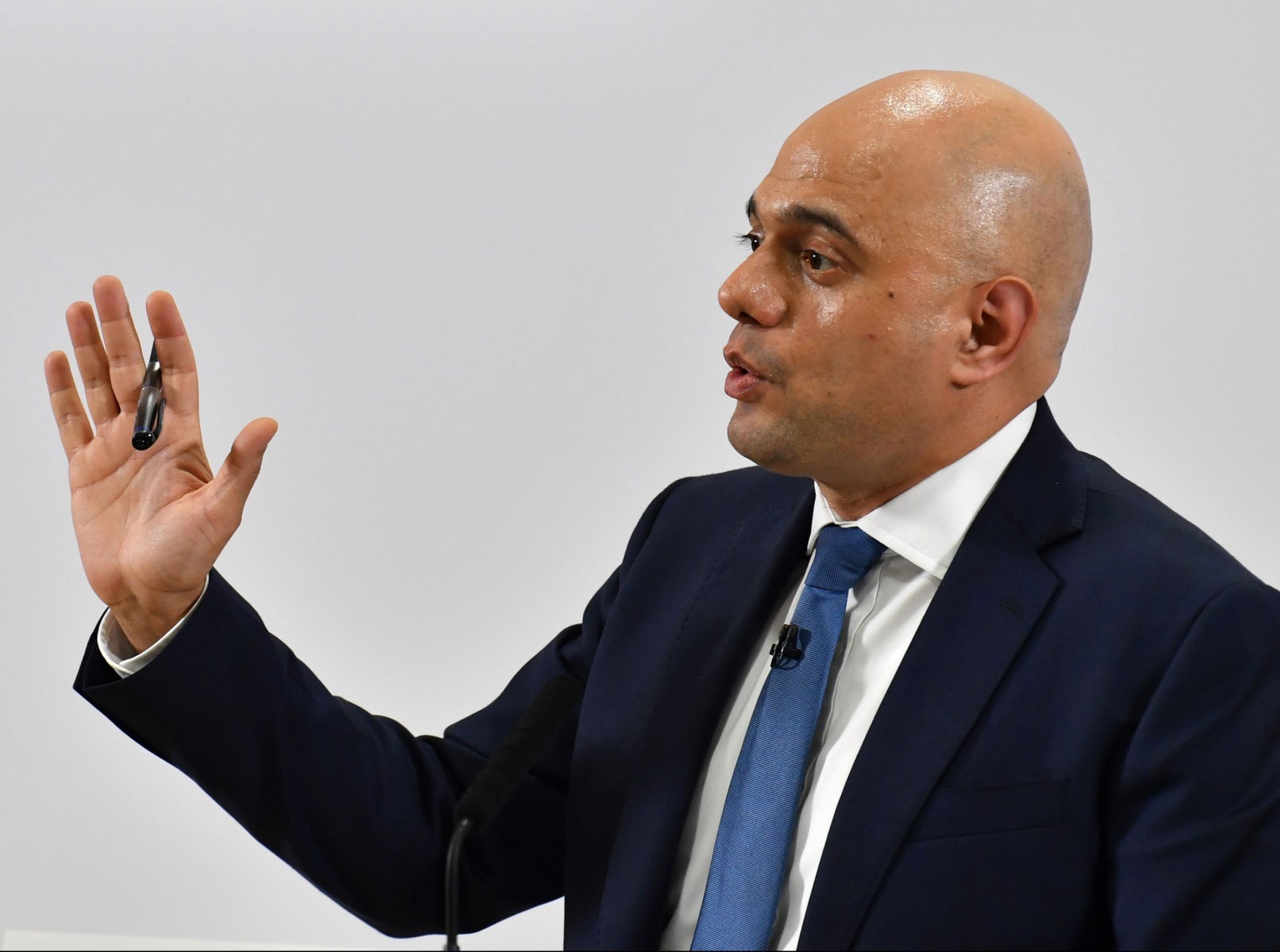 Chancellor Sajid Javid has agreed with the PM to let the state spend more and allow the annual deficit to start going up again