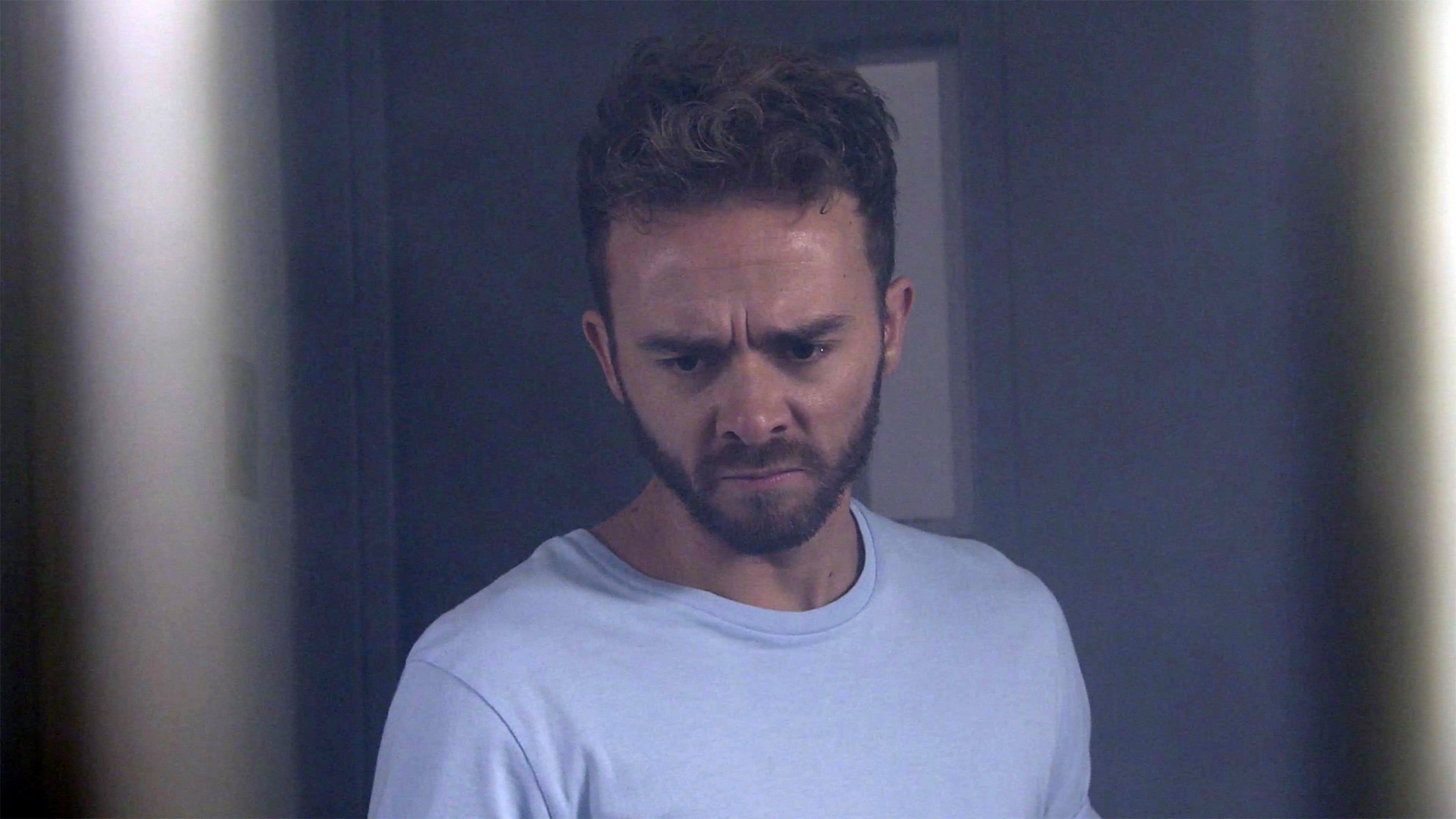 David can't face testifying at his rapist's trial without Shona in <a href='https://amzn.to/33ISsqM'>Coronation Street</a> ” width=”960″ height=”540″ /><figcaption class=