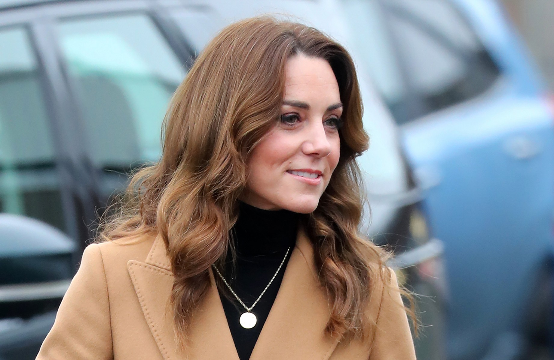 Kate wore her hair down as she arrived in Cardiff