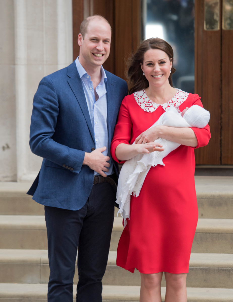 The Duchess of Cambridge paid homage to Princess Diana by wearing red after giving birth to Prince Louis in 2018