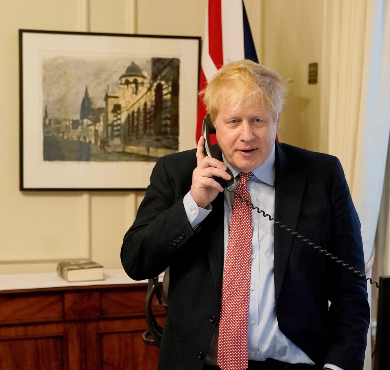 Boris Johnson spoke to the Queen last night as he