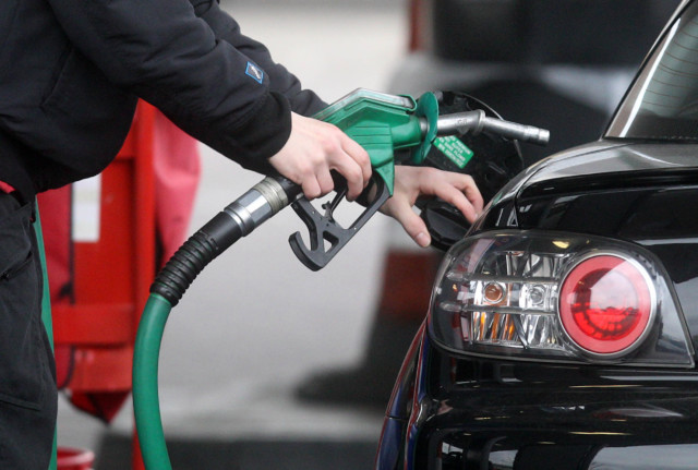 Rishi Sunak is considering whether to end the ten-year fuel duty freeze