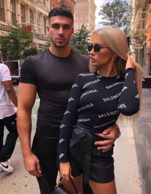 She is currently without boyfriend Tommy Fury who has flown to the US