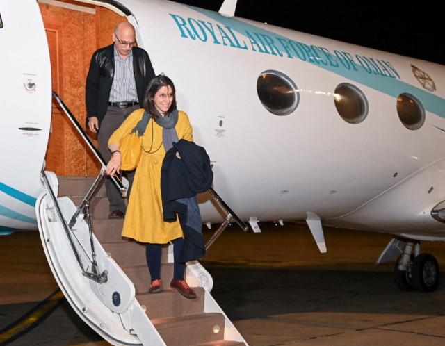 Nazanin and dual national Anoosheh Ashoori arrive in Muscat, Oman