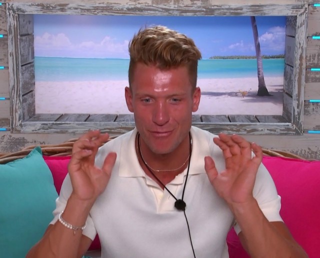 Charlie didn't get the warmest of welcomes on Love Island tonight